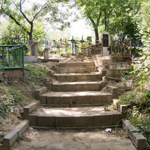 Скулянское кладбище